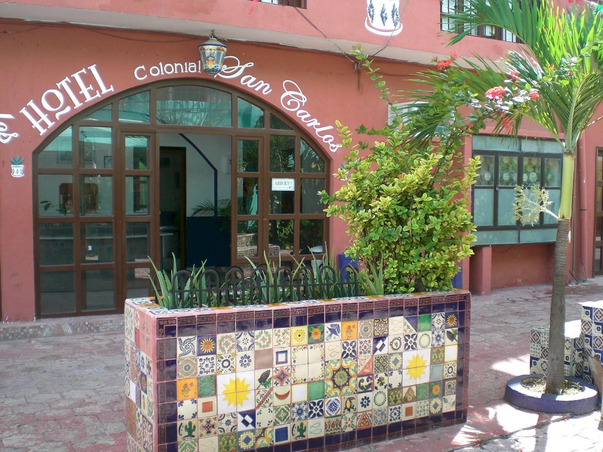 Hotel Colonial San Carlos Cancún Buitenkant foto
